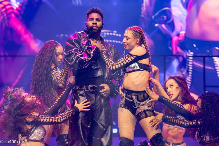 Breaking Glass Magazine tweet media