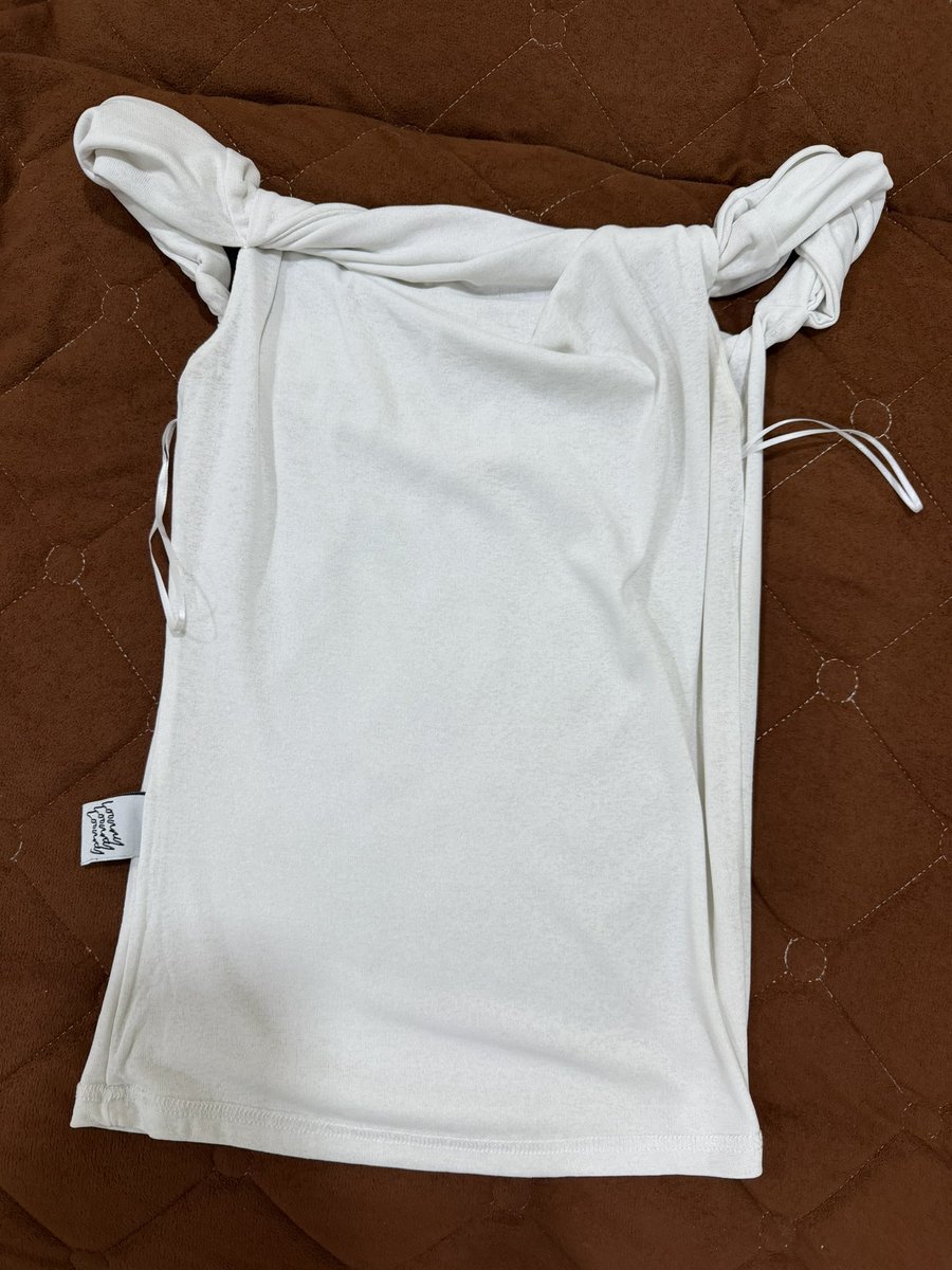 sflow1997's tweet photo. 👚Loonnystore 250฿ 
📦 ส่งฟรี ‼️

#ส่งต่อเสื้อผ้ามือ2 #ส่งต่อ #เสื้อผ้ามือสองสภาพดี #โล๊ะตู้เสื้อผ้า #โล๊ะตู้เสื้อผ้ามือสอง #เสื้อผ้ามือ2 #เสื้อผ้ามือสองราคาถูก https://t.co/h8HX4acHyN
