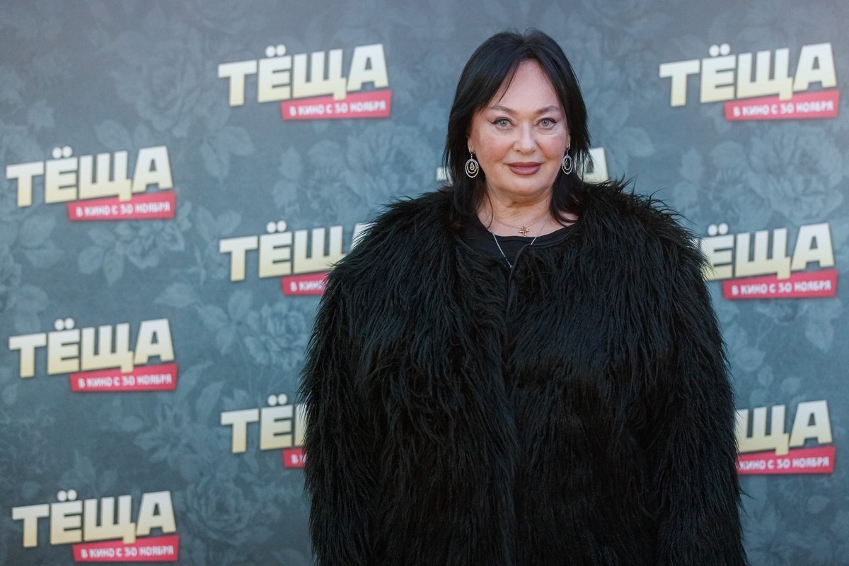 С Гузеевой хотят взыскать долги по афере Домогацкого

Обманутые покупатели недвижимости на Бали, пострадавшие от действий застройщика Сергея Домогацкого, направили в суд требования о привлечении к субсидиарной ответственности телеведущих Ларисы Гузеевой и Ксении Собчак.