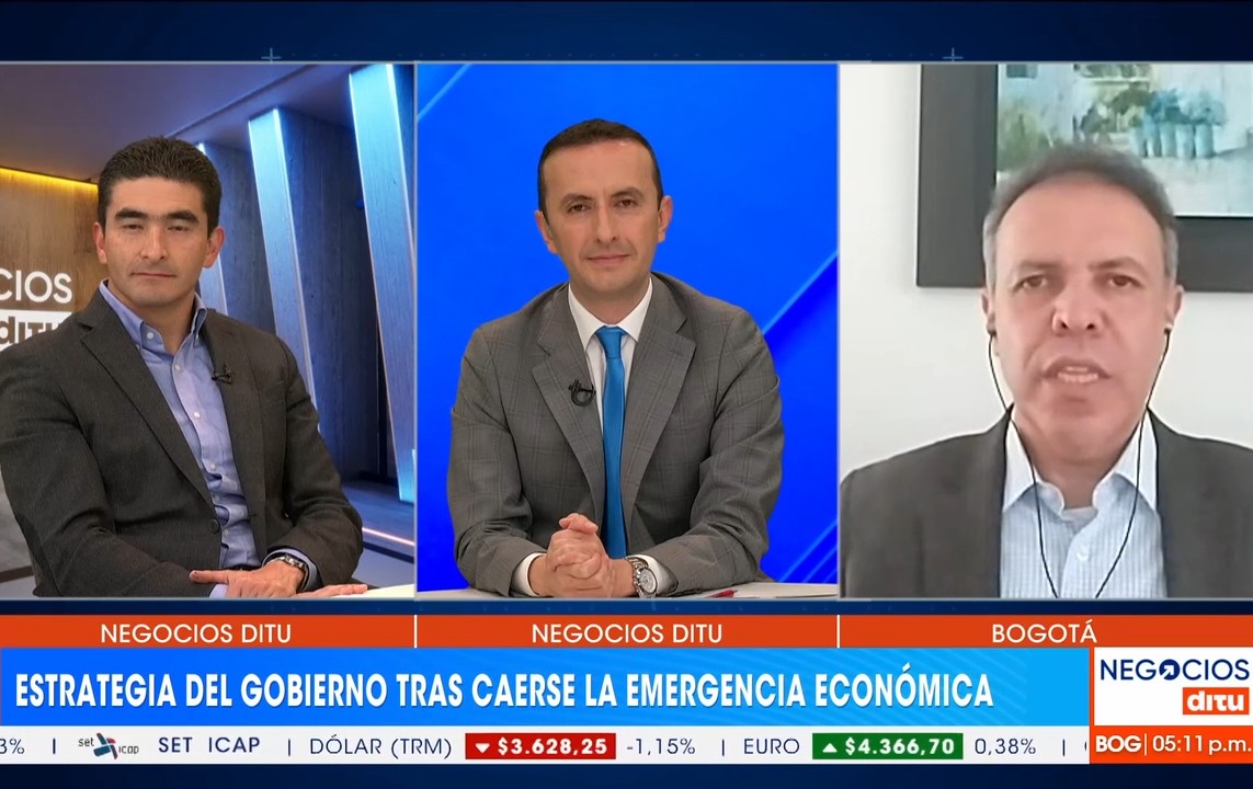 aj_useche's tweet photo. Estrategia del gobierno tras caerse la emergencia económica y sus efectos fiscales y políticos: gracias Caracol TV @VictorGrosso por la invitación a compartir opinión. Disponible en app @Ditu_Tv programa Cara a Cara, feb2

@URosario @AdmonURosario @Rosario_GSB #LaEscuelaEnMedios https://t.co/8d4Dm0dU28