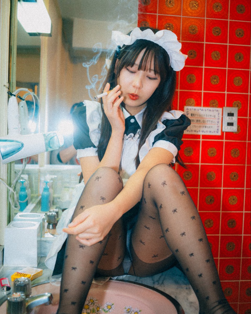kyotorabbits's tweet photo. 煙が消えるまで、戻らない https://t.co/4EUzDINTAA
