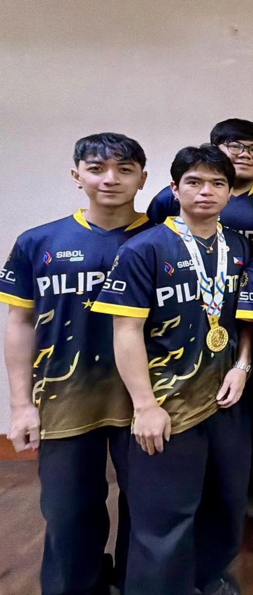 helu kiel 🥹

and daddy jaypeeeee