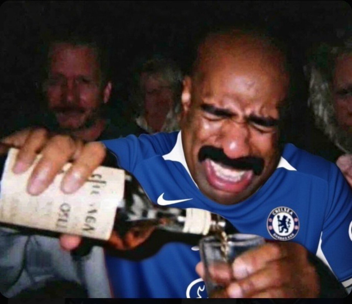 Erickson1564730's tweet image. Chelsea fans after discovering his contract runs till 2031 😂😂😂