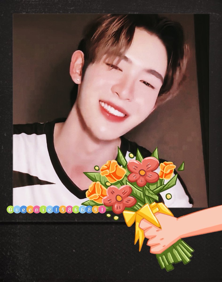 Day1  story of becoming JSY
追他的历史说过了
但是让我坚定成为JSY的是
我儿 偶尔稚气 但内心坚定
目标明确 想要的 都要得到
这一点 就不是一般人能做到的
再有 就是 经历很多磨难&amp;痛苦
都挺过来了 
现在内心强大（身材也棒棒😜）
麻麻很欣慰😌
#HappyJamesSuDay2026
#JamesSu
#JSY