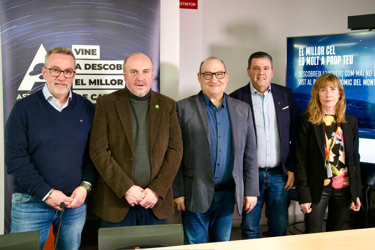 FGCcorporatiu's tweet photo. ☀️ El @parcastronomic del #Montsec centra les activitats 2026 en explicar fer pedagogia de l'eclipsi total de Sol que es veurà a Catalunya aquest agost

✅El PAM ofereix tallers i sessions especials al planetari per explicar les peculiaritats d’un eclipsi solar i ajudar tothom a planificar l’observació des de les zones on serà complet

✅També s’amplien els horaris per a les visites de grups concertades, sobretot d’escolars, per donar cobertura a la creixent demanda d’aquest col·lectiu

📲https://t.co/L0TUuZ65Xy