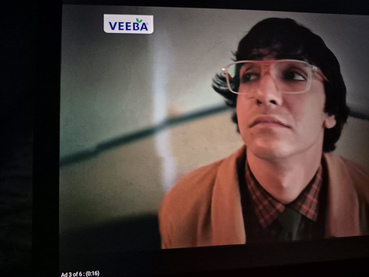 Tweet2Sumo's tweet photo. @Airtel_Presence so, I paid Rs. 149 to watch 6 ads 8 times in a single episode that is barely 40 minutes. 6 ads every 5 minutes?? What on earth is this? Why don't you mention this in the page with the plans?? https://t.co/gWsHl4sP19