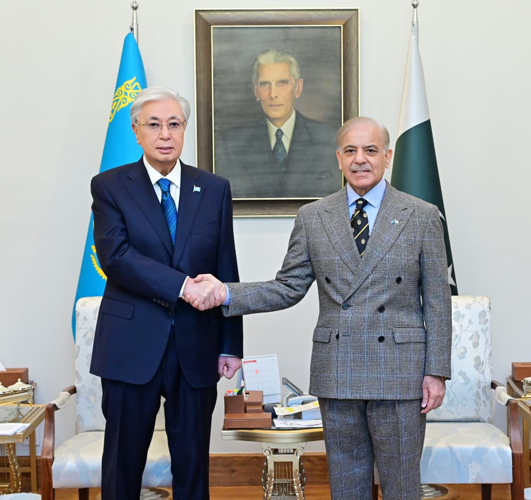 Prime Minister Muhammad Shehbaz Sharif  receiving H.E Mr. Kassym-Jomart Tokayev, President of the Republic of Kazakhstan before bilateral talks at Prime Minister House.
