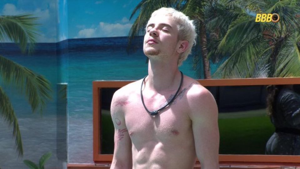 thiagochareti's tweet image. essa é a pele de um assassino Marina