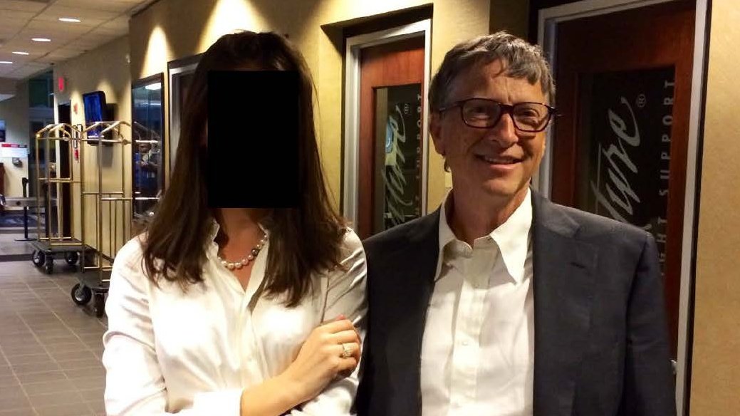 _GlobeObserver's tweet image. 🚨 BREAKING: Bill Gates says he never went to Epstein's island and never met any women there.