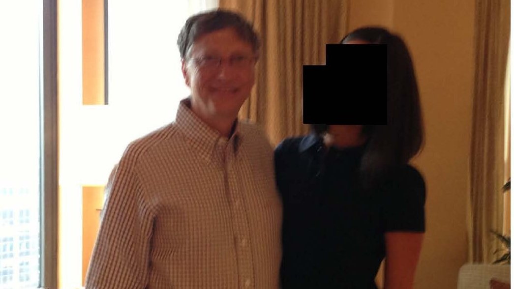 _GlobeObserver's tweet image. 🚨 BREAKING: Bill Gates says he never went to Epstein's island and never met any women there.