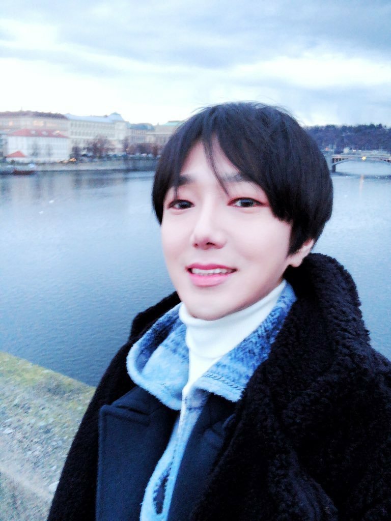 너무 기대되는 울오빠 솔로앨범💙
갠적으로 오빠 감성이 담긴 곡이 있었으면💙
#예성 #yesung