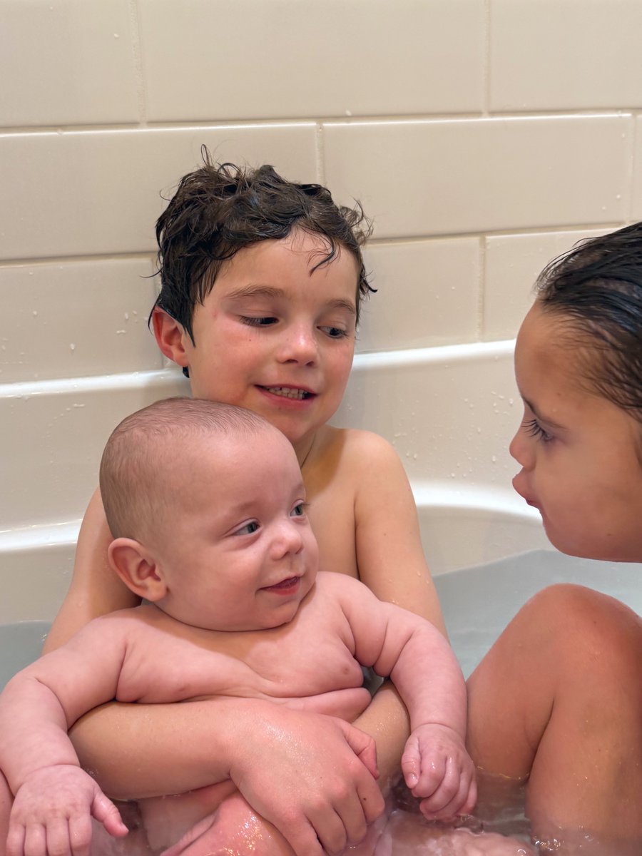 Buck Robinson tweet media