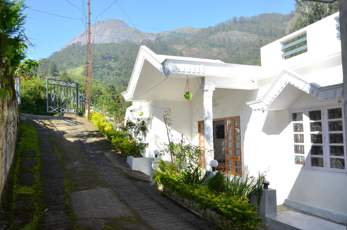 GuruSugan5's tweet photo. Greenery Holidays 
Contact us 7010297698, 9496278709
Rooms|home stay|cottage Family package, bachelor's tour trip available.Weekends booking still available (sat&amp;sun) those who book with us through this FBadvertisement.will be discount for lucky customer(first come first serve) https://t.co/oQMepQC3FC