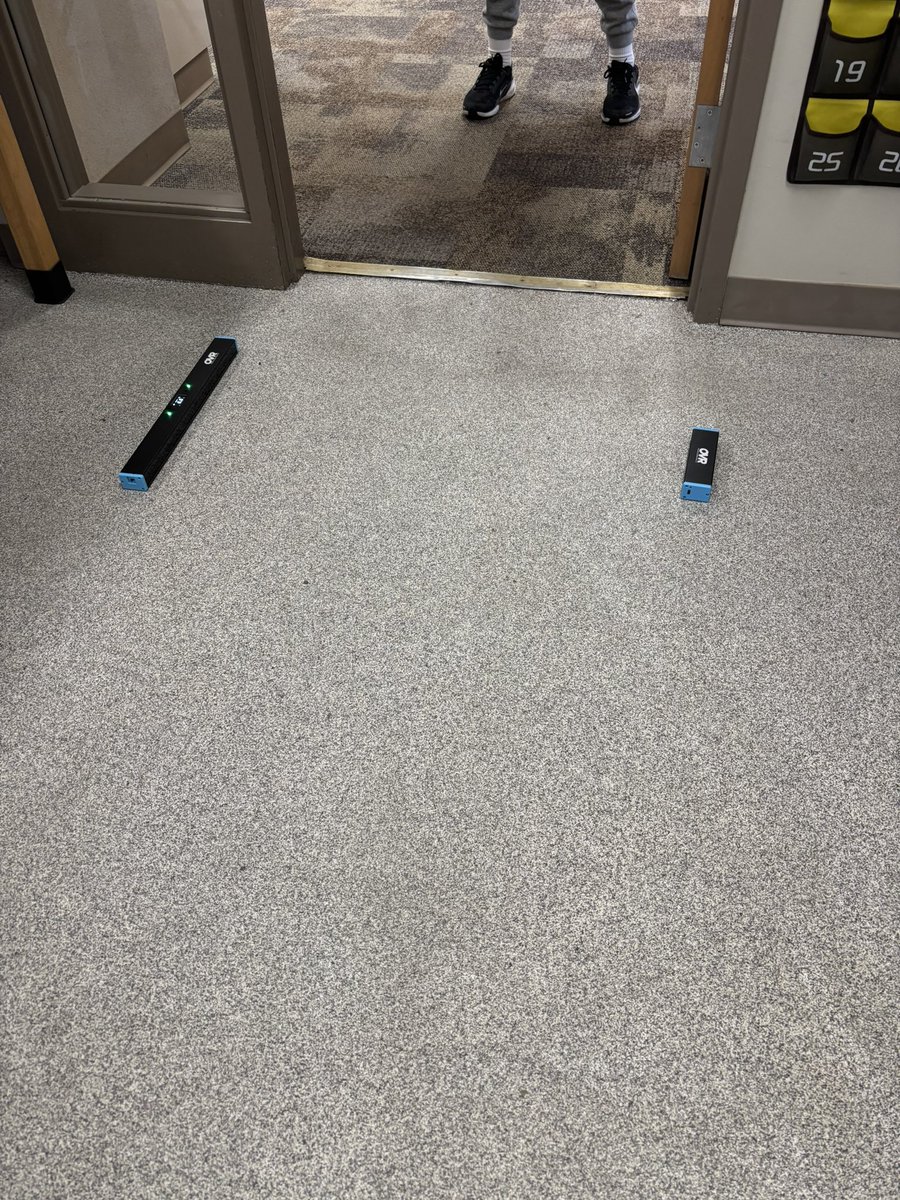 Brandon Hoth tweet media