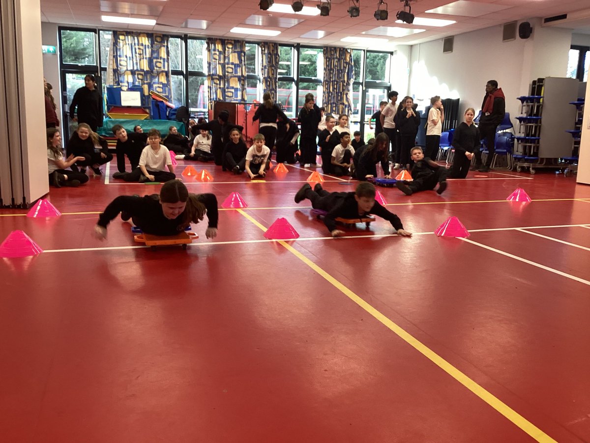 Year 6 had lots of fun during their PE lesson! 

#ActiveKids #PEFun