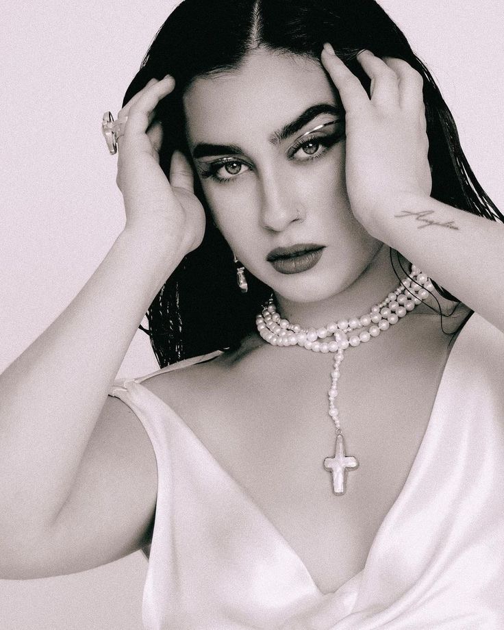 hourly lauren (@hourlylauren) on Twitter photo 