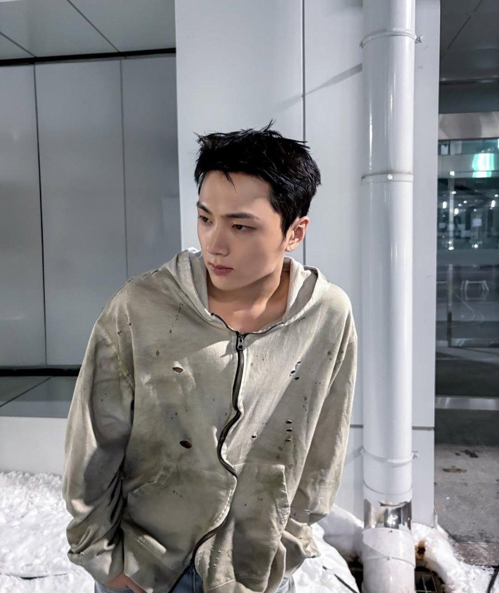 젱른 아카이브 tweet media