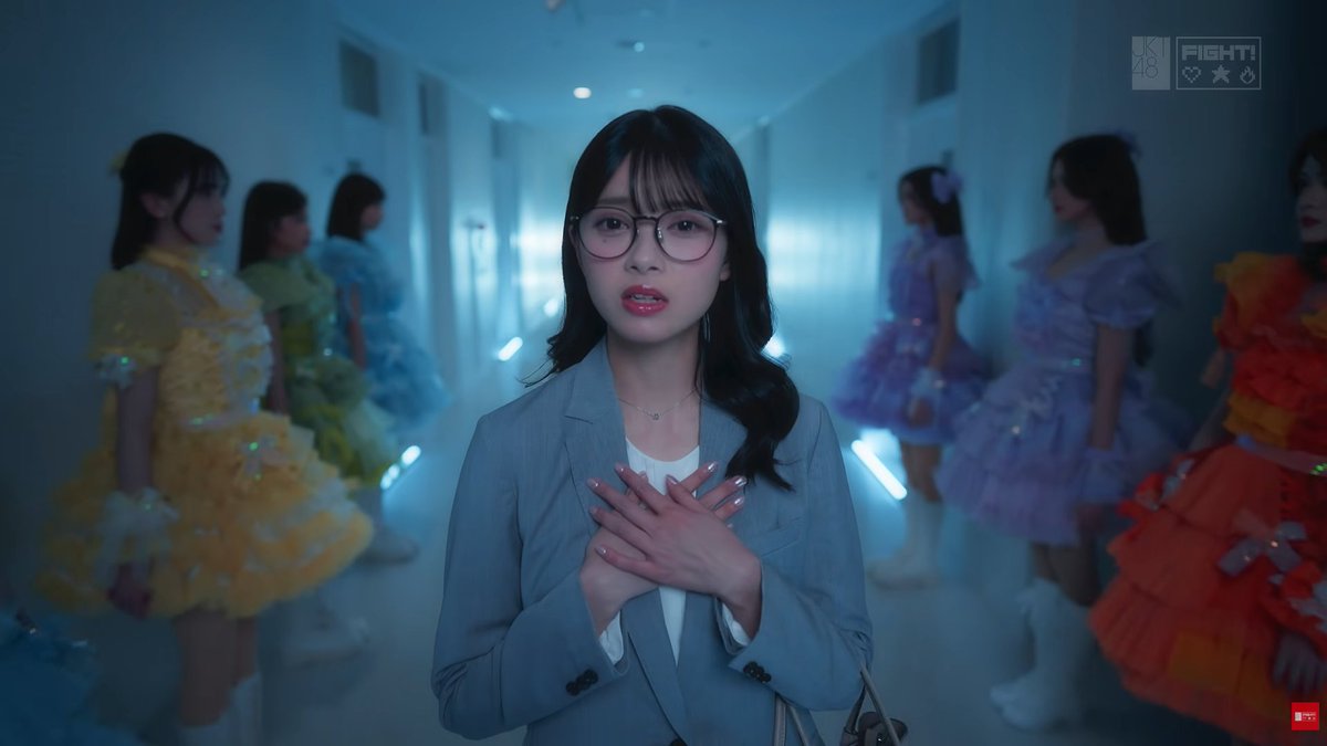 airaniiofifteen's tweet photo. SUKA BGT PAS YG LAIN PAKE BAJU IDOL SENDIRI PAKE JAS 😭😭😭😭😭😭😭😭😭😭 https://t.co/1RYnwmGLTc