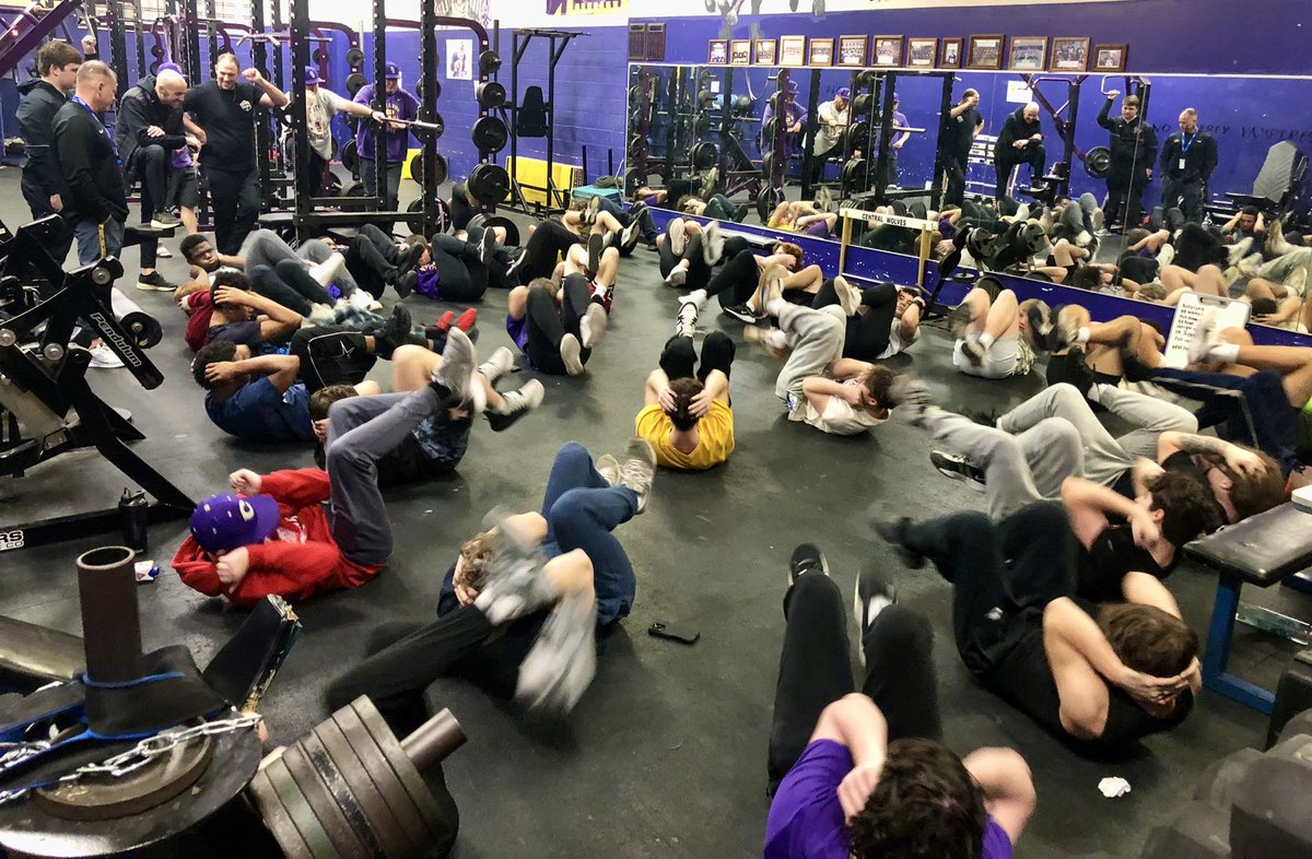 BCCFootball's tweet photo. 30+ showed up this morning to push themselves to become better — and we’re just getting started!

It’s a great time to be a Wolf! 🐺 

#HUNT https://t.co/kjPRxdgH7L
