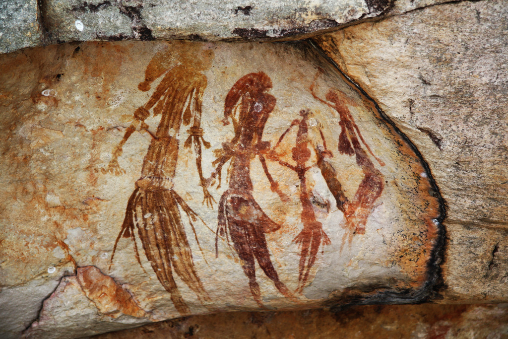 DanDavisWrites's tweet photo. Australian Aboriginal oral histories preserve memories of post-glacial sea level rises from 13,000 years ago, and even of a volcanic eruption from 37,000 years ago!

Sadly, however, Homeric tradition could not have remembered anything from 400 years earlier and it's all entirely mythological 😢