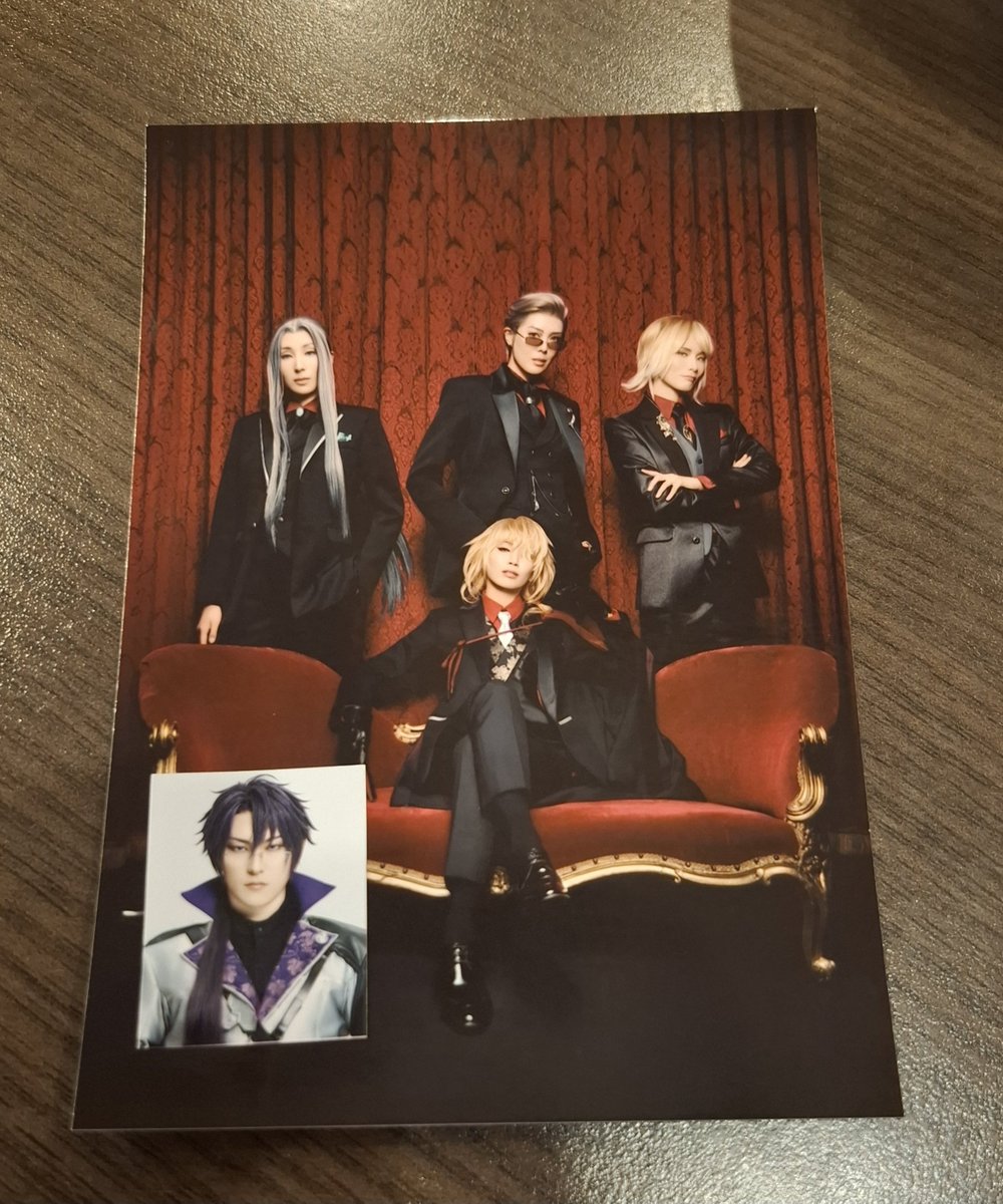 御前 
日光も連れてきました。