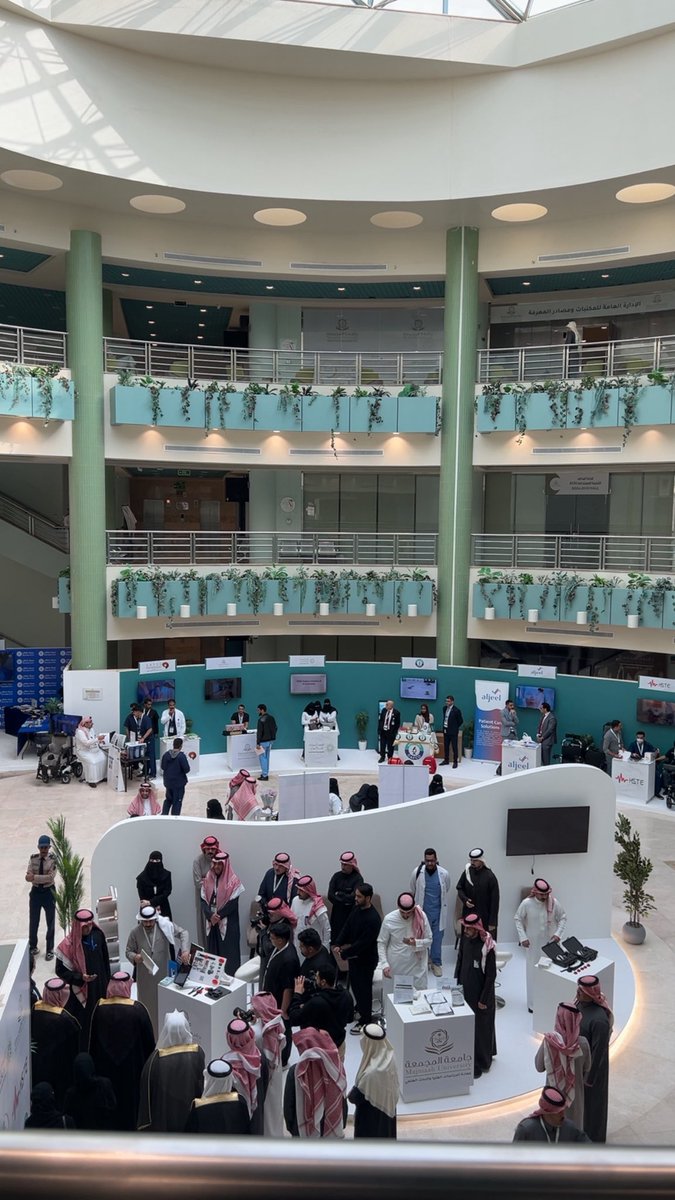 sah_890's tweet photo. مؤتمر جامعة المجمعة الدولي الثاني للسكتة الدماغية 

استمعت جدًا برؤية الابتكارات والبحوث مُبدعين ماشاءالله 🤍🌟 https://t.co/mROrk3qpfU