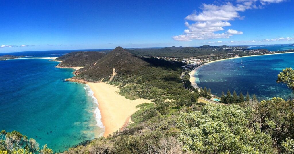 XploreHeaven's tweet image. Things to Do in Port Stephens – Best Attractions, Itineraries &amp;amp; Insider Tips
.
xploreheaven.com/things-to-do-i…
.
#TravelGuide2026 #xploreheaven #guidedtours #toursandtravel #TravelGoals