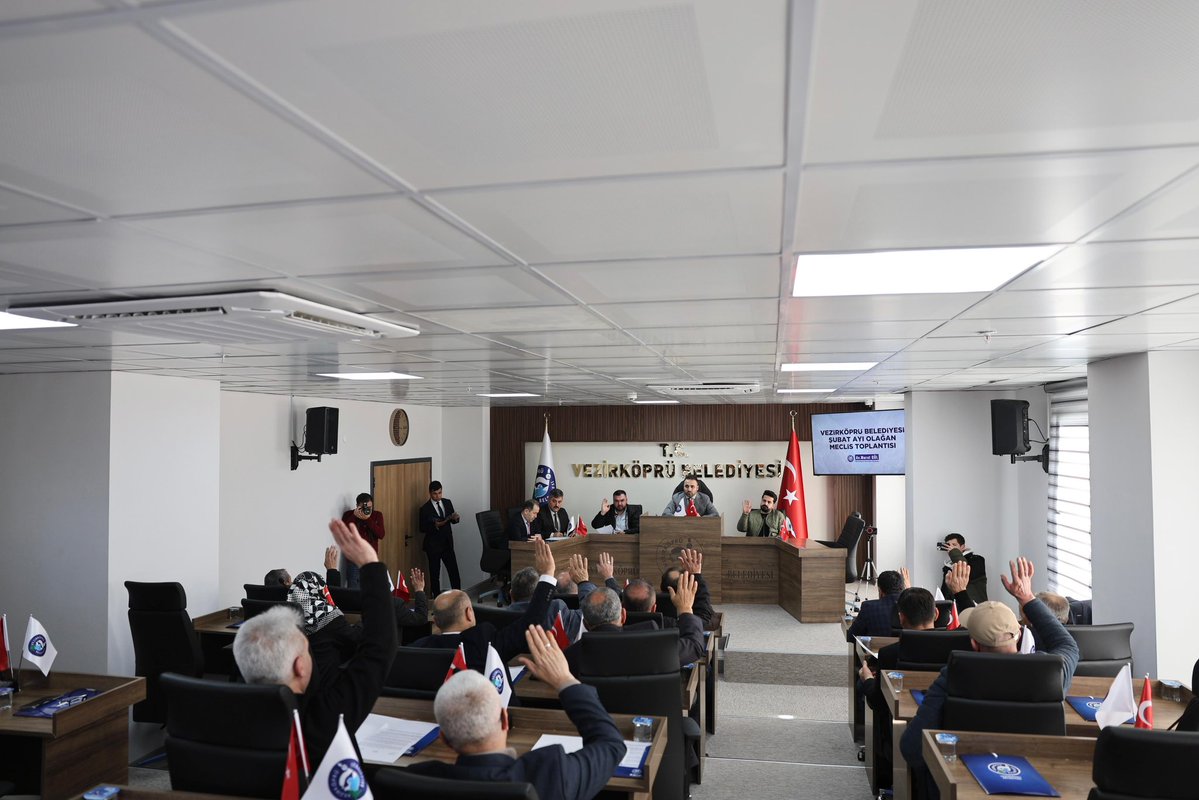 📍Şubat ayı Olağan Meclis Toplantımızı, Meclis Üyelerimizin katılımıyla gerçekleştirdik. 

Aldığımız kararların ilçemize ve hemşehrilerimize hayırlı olmasını diliyorum.