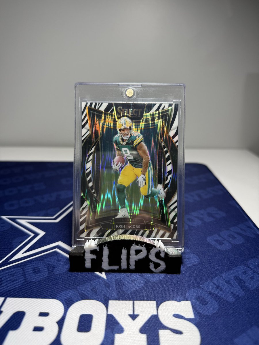 HitsFlips's tweet photo. 🔥🔥🏈 always buying animal prints, feel free to show what’s for sale https://t.co/4v9k3KzvBk