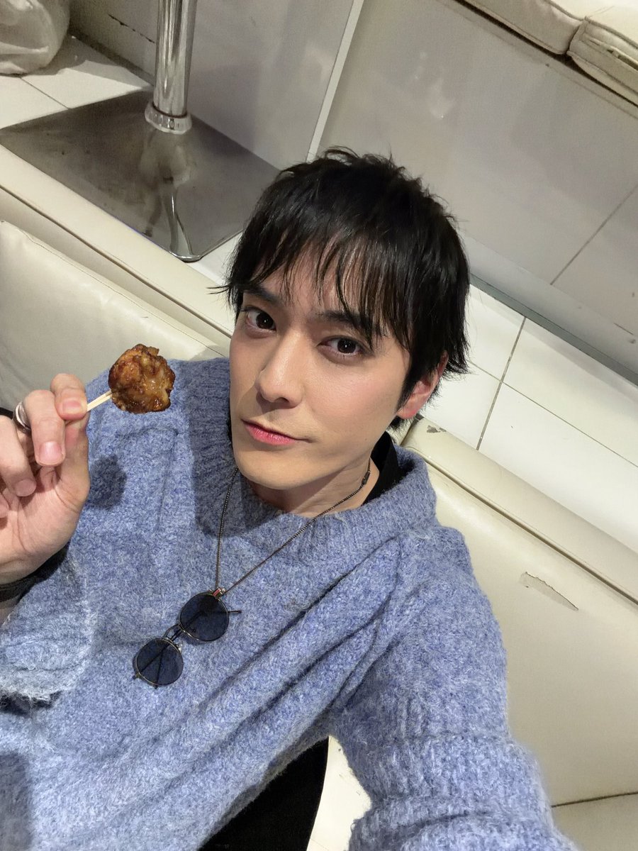 カラアゲナイトありがとうございました！！
カラアゲも美味しかったしみんなもノリノリでライブ観てくれて最高でした🙏🏼✨✨
今年もたくさん呼んでいただけるよう頑張ります✊🏼
次回は2/11のS:CREAMでお待ちしております💡💡