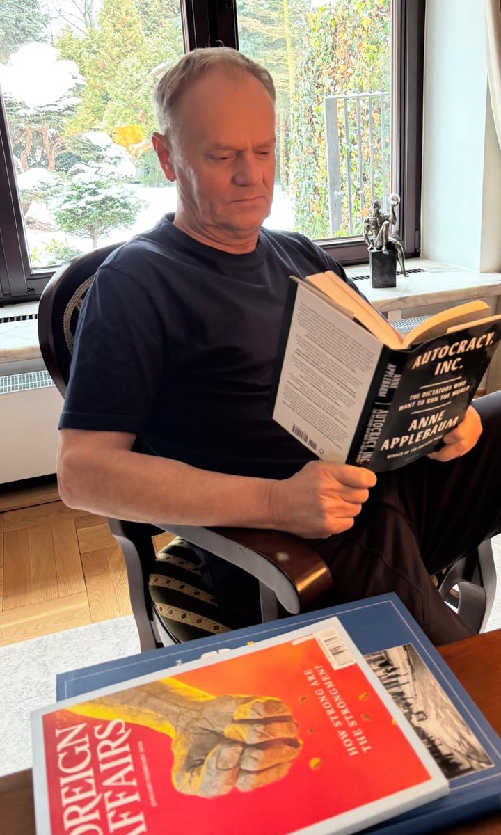 Donald Tusk tweet media