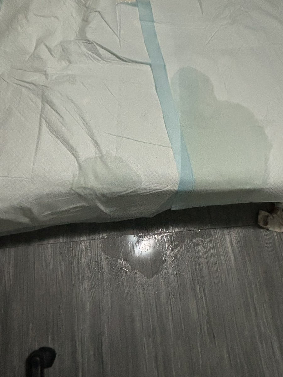 Suzz0101's tweet photo. 噴了好多💦
時間不早了 大家晚安 https://t.co/coCcXHy5HW