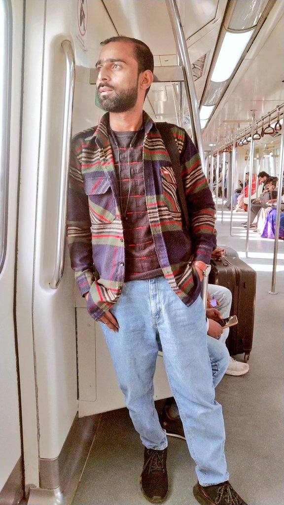 मैट्रो...