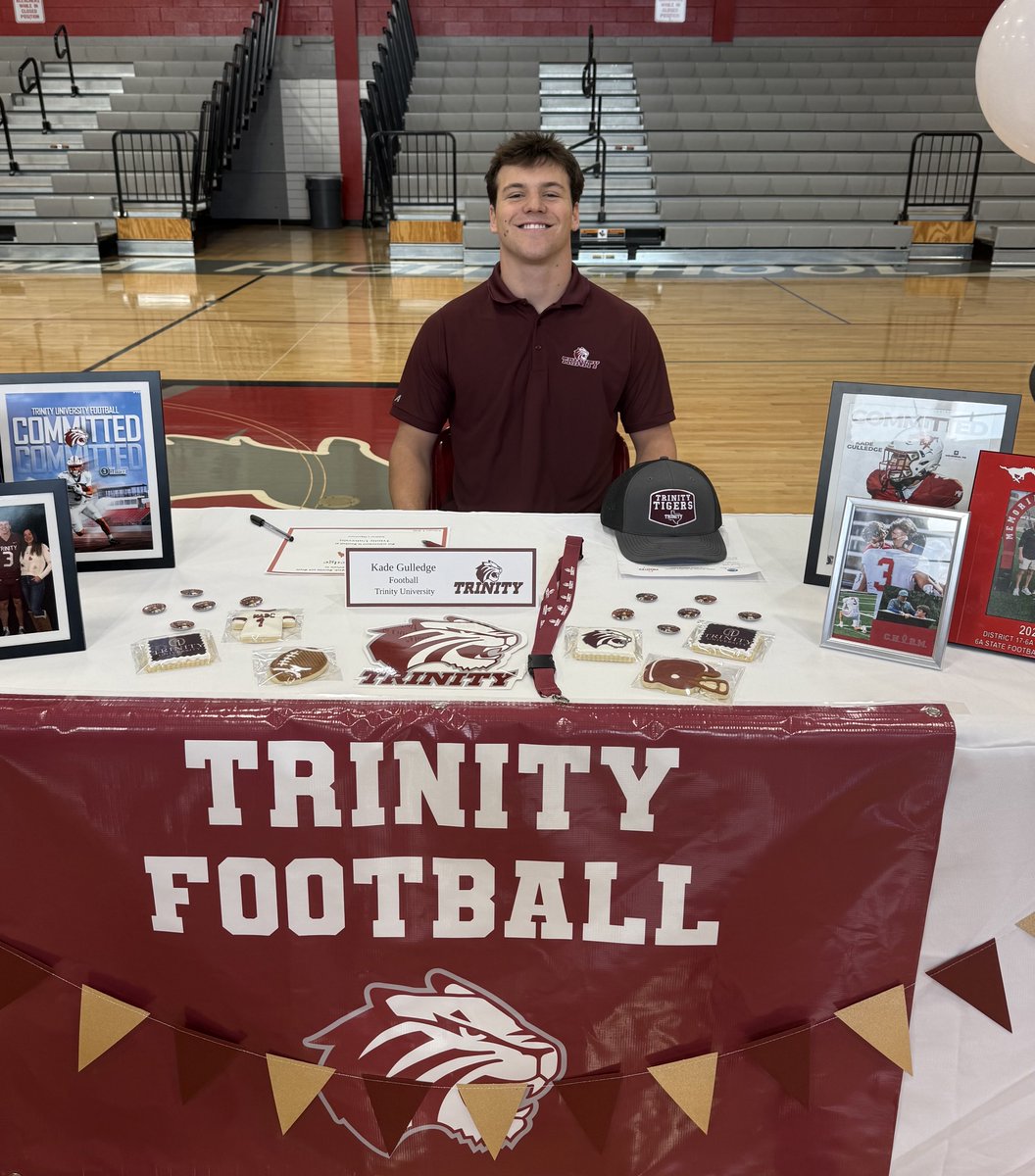 MHShouston's tweet photo. Congratulations to Kade Gulledge for his commitment to play football for Trinity University! #MustangProud https://t.co/crndLkXUSE