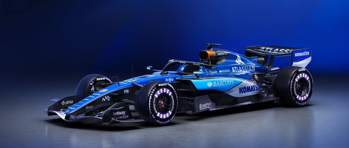 TheHardCompound's tweet image. 1/2

A smart twist on an already slick @WilliamsF1 livery for 2026 as @Barclays bring their cyan to the party and Komatsu get a shiny new white background for the branding.

The popular @Duracell air intake remains and there's a two-tone...

#f1 #williams #newcar #BREAKING