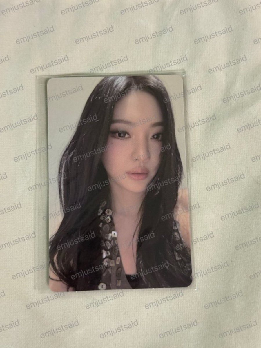 emjustsaid's tweet photo. ✨ พร้อมส่ง ✨ WTS sell 

RICH MAN POB pop-up Complex LA Day 1 sealed ไม่เคยแกะ 

หนิงหนิง Ningning 3,500
ราคารวมส่ง ems แล้ว
รับบัตรเครดิต (+2%) / SPayLater 

สนใจ dm ค่ะ

#ตลาดนัดเอสป้า #ตลาดนัดaespa https://t.co/9gPxuT8Jef