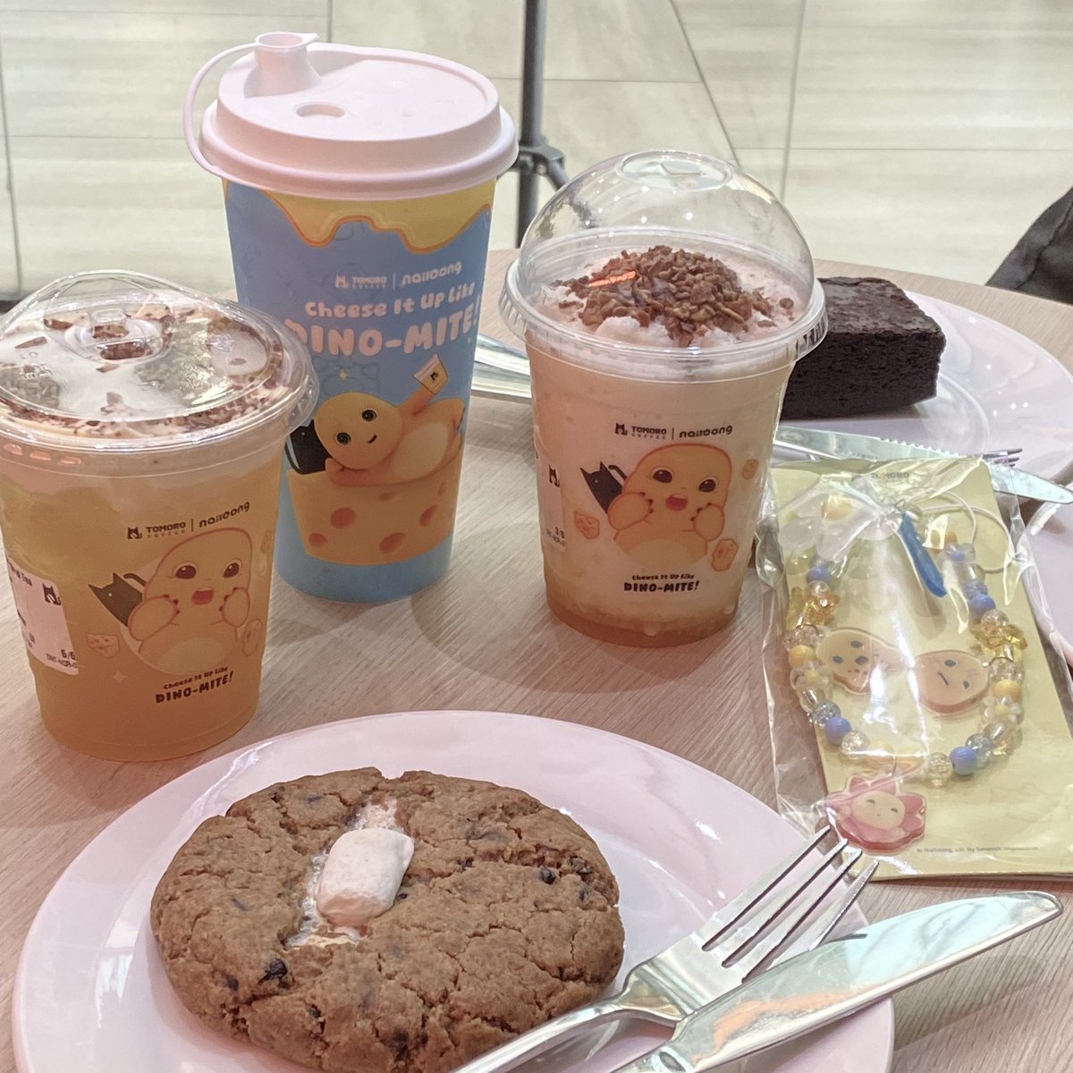 catstarpjs's tweet photo. nailong spotted in taft! 💛 https://t.co/w0ESvAYJvq