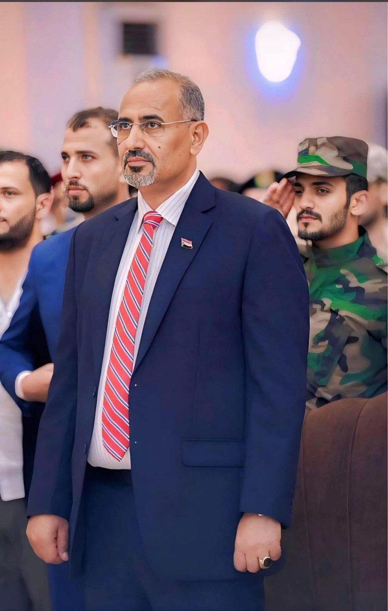 هل ما زال عهد الرجال للرجال قائم  ؟!

❤️  نعم 
👍   لا