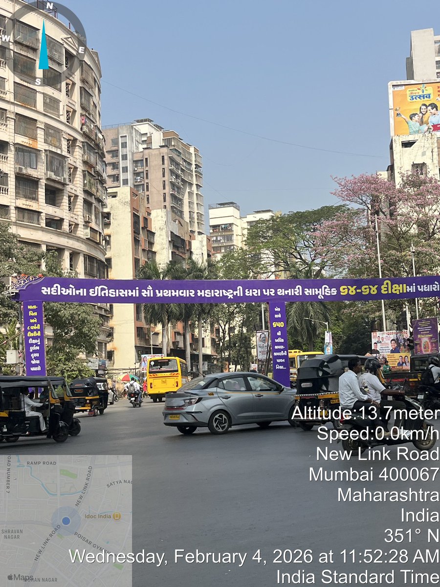 AnupamGarud's tweet photo. स्वागत आहे आपले अनधिकृत बैनर चे माहेर घर @mybmcWardRC @mybmc बोरिवली मध्ये 
कार्यवाही अपेक्षित आहे 
स्थळ लिंक रोड चिकूवाडी ते महावीर नगर सिग्नल https://t.co/PdEJYqAlvi