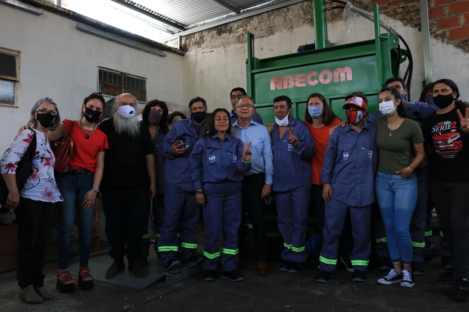 Vendetta política en Ituzaingó: Cooperativa ligada a UTEP y al Movimiento Evita acusa al municipio de llevarla a la quiebra
unmedioenmoron.com.ar/municipio/ituz…