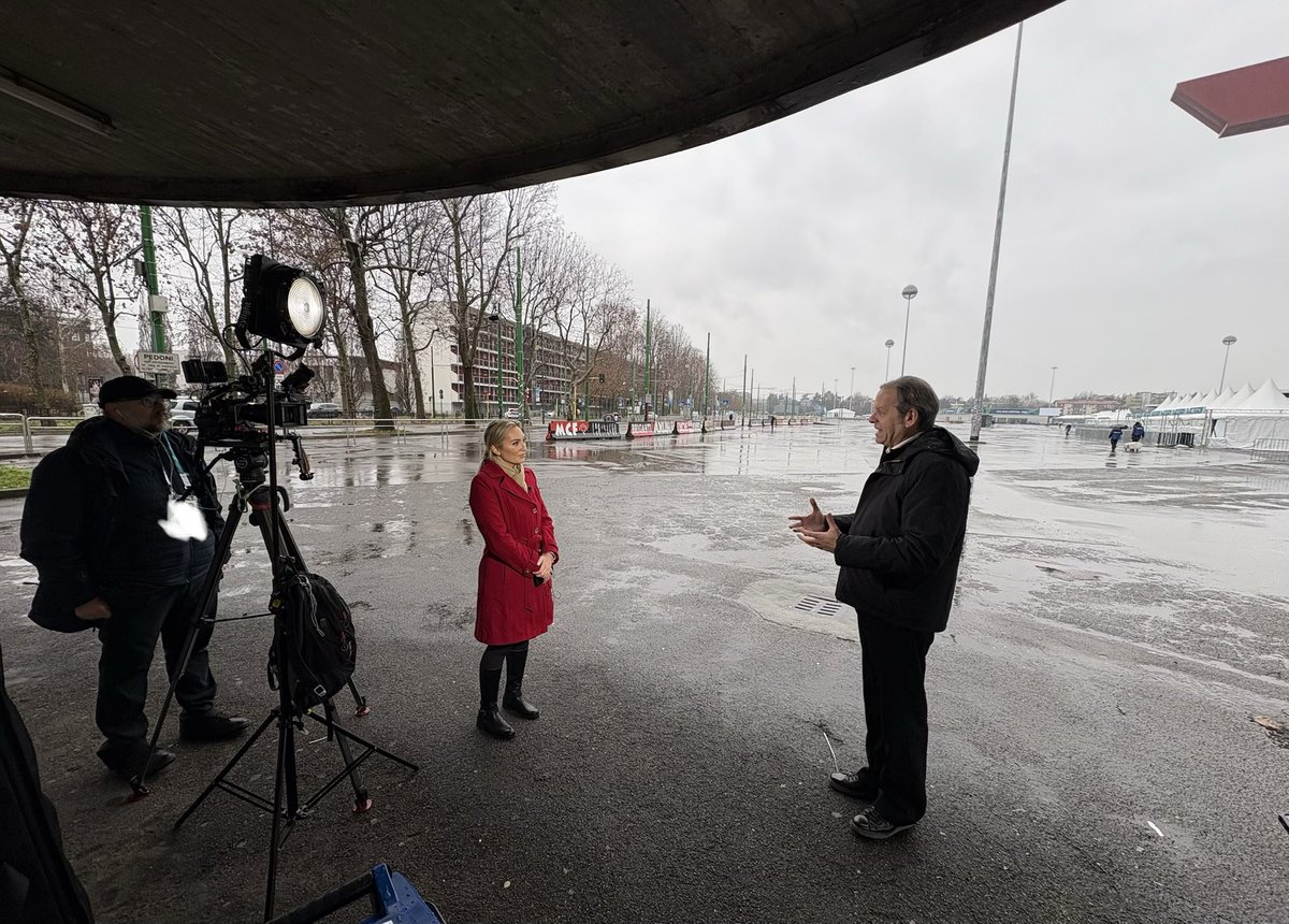 Elizabeth Campbell tweet media