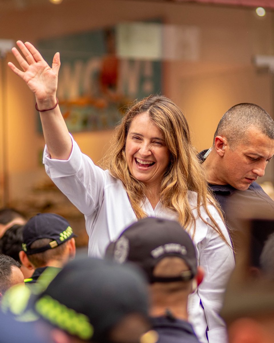 La campaña es con la gente, el diálogo es con la gente, las políticas y las  soluciones son para la gente. Palmira se mueve hacia un futuro con  #OrdenFirmezaYCorazón