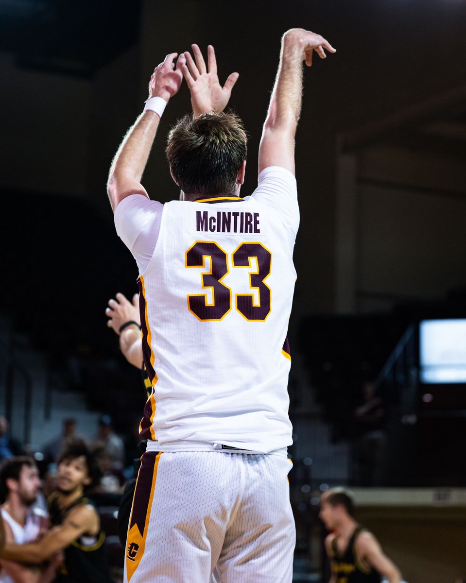 Adam Jaksa tweet media