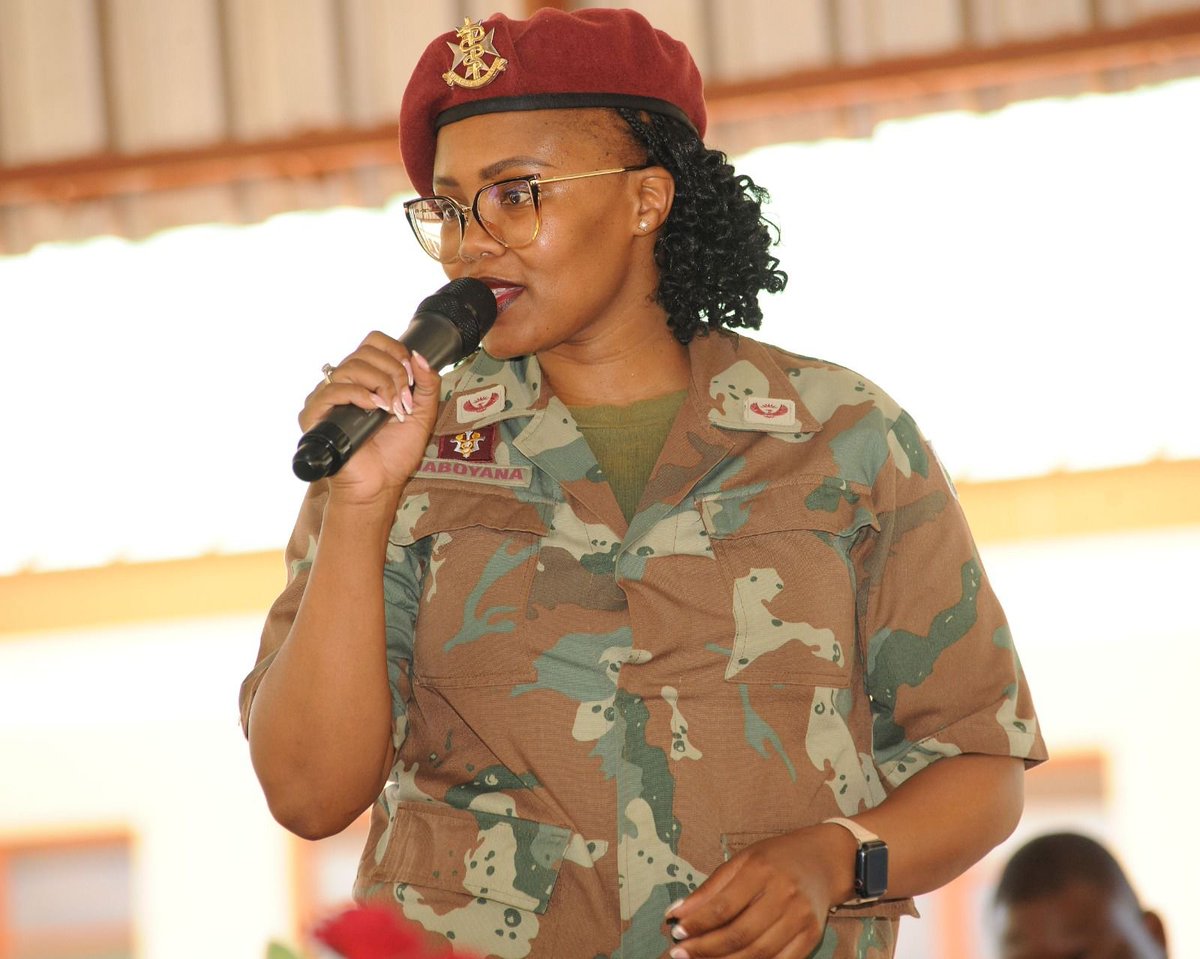 SANDF_ZA's tweet image. #SAMilitaryHealthService Article || A  Career Expo for Tjitjila Secondary School matric learners was held at  Sebiloane Primary School under the auspices of #ProjectOWETHU.

facebook.com/share/p/1G9bhP…

#SANDF
#ArmedForcesDay2026
#TowardsMilitaryHealthExcellence