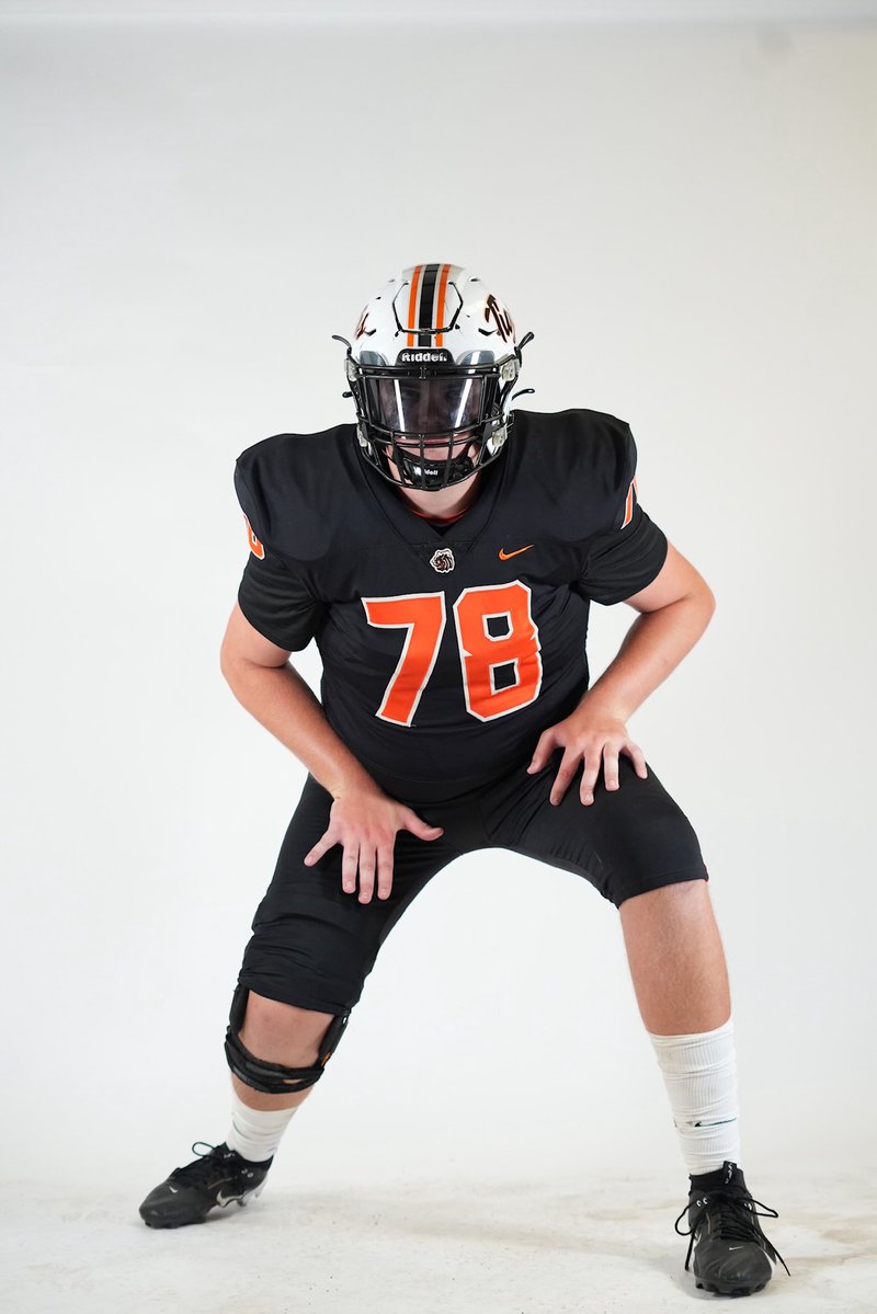 Congrats to 2026 all-state OL Luke England on signing to play at the next level and continue his education <a href="/CoLinFootball/">Co-Lin Football</a> ❗️Go be a monster at the next level <a href="/LukeEngland78/">Luke England</a> ❗️

#RecruitTheCounty 🐅

<a href="/PrepRedzoneAL/">Prep Redzone Alabama</a> <a href="/AL6AFootball/">Alabama6AFootball</a> <a href="/PORTCITYPROSPEC/">PORTCITYPROSPECTS</a> <a href="/Rivals/">Rivals</a> <a href="/ScoutFball/">Larry Rudolph</a>