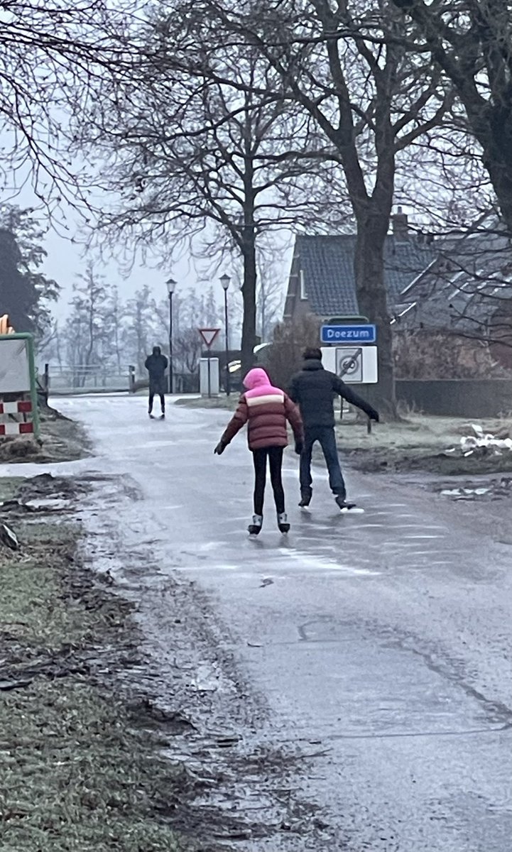 ➡️ Robert de Vries tweet media