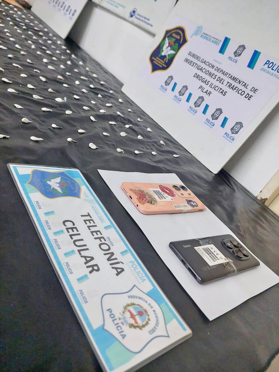 🚨CHAMPAGNAT: UNA DETENIDA Y MÁS DE 200 DOSIS DE COCAÍNA SECUESTRADAS🚨

Lee la nota completa en: bit.ly/4qcQVmx⬅️