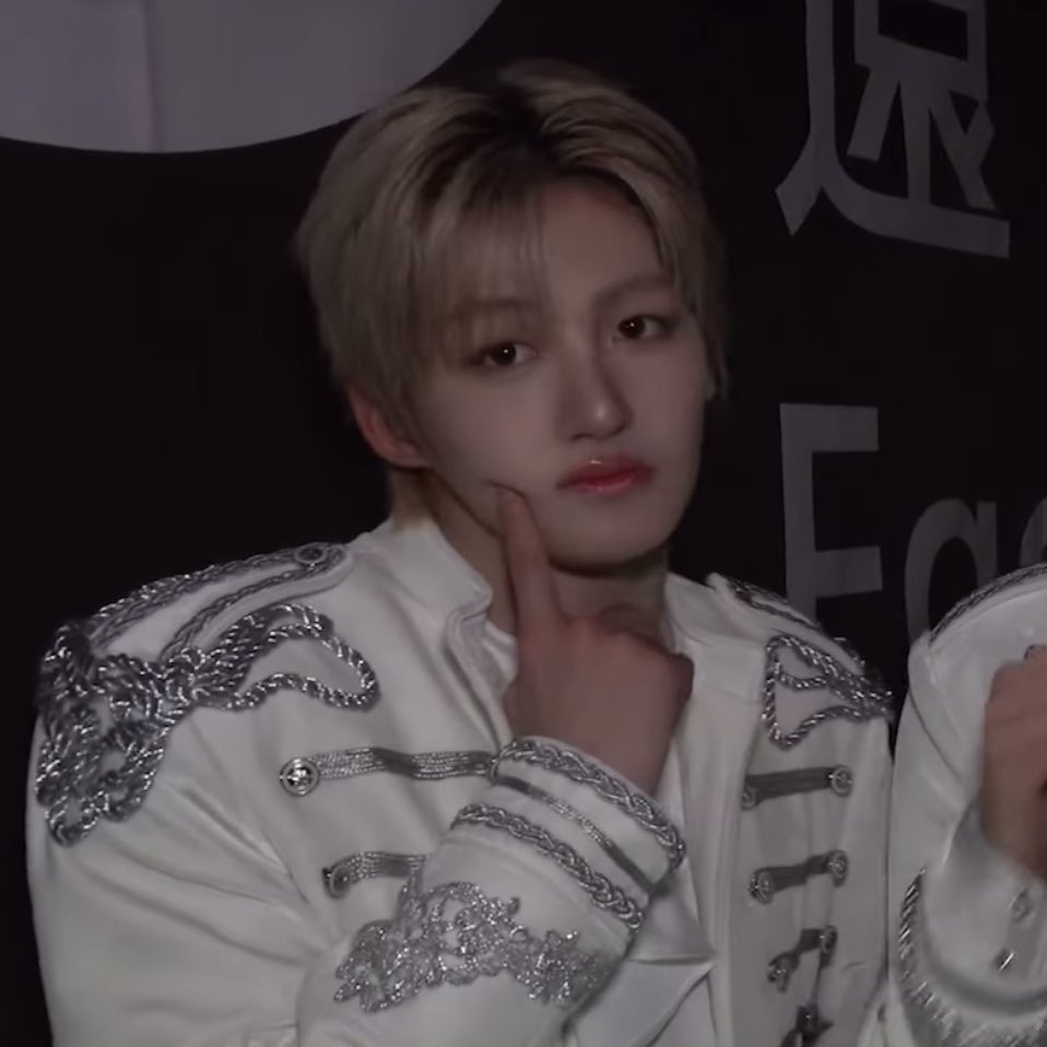 S2oPeach's tweet image. 아니 지훈 얼굴 ㅈㄴ 좋음