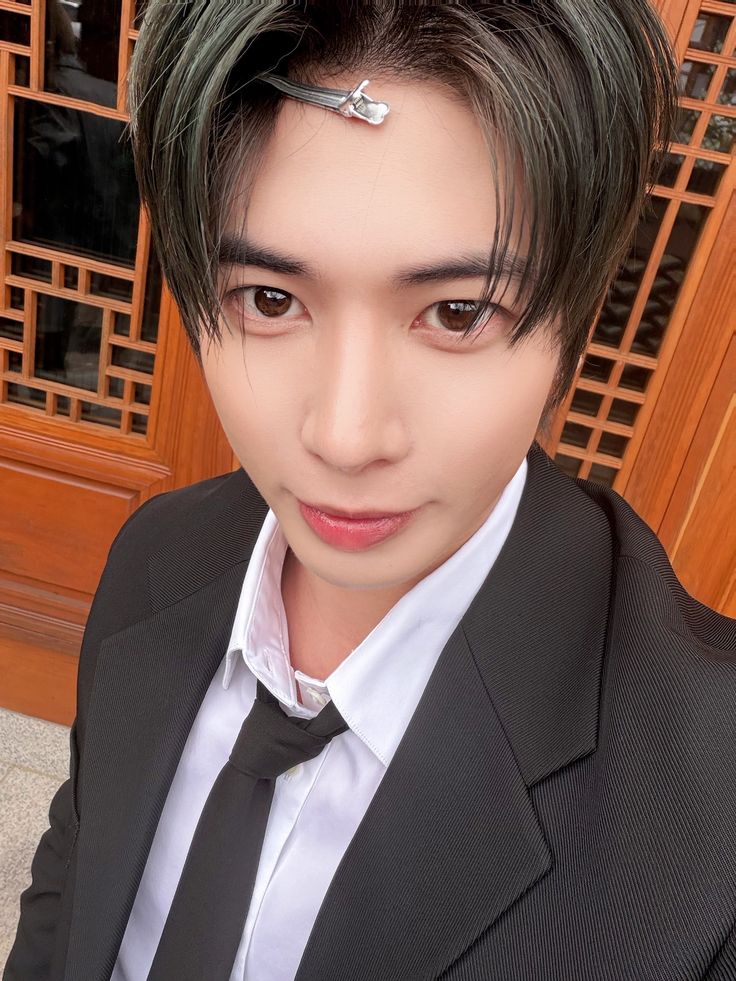 It's our MOA President,the sweetest vocalist in the world Taehyun's birthday!!!!

Drop tags MOAs!!!! (use pic/vid/gif with tags)

ETERNAL YOUTH WITH TAEHYUN 
#ForeverWithYouTH
#텬냥이생일_모아가_축하한다고냥
#テヒョンはMOAの揺るがない星の光