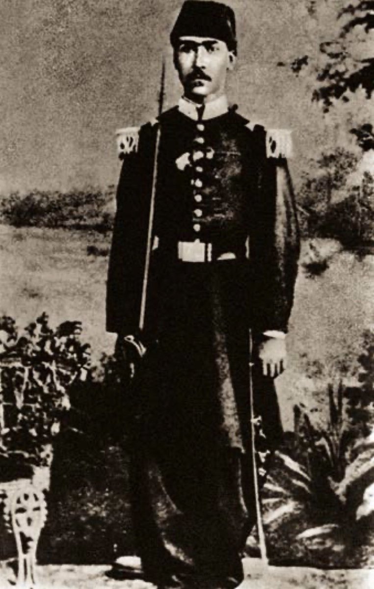 HalilSamiBey's tweet photo. Mustafa Kemal Atatürk’ün babası Ali Rıza Efendi’nin 1877-1878 Rus Harbi sonrası Asakir-i Milliye Taburunda subay iken çekilmiş fotoğrafı.

~MSB, az bilinen fotoğraflarla yeni bir Atatürk Albümü yayınladı. https://t.co/oAGOi5yicj